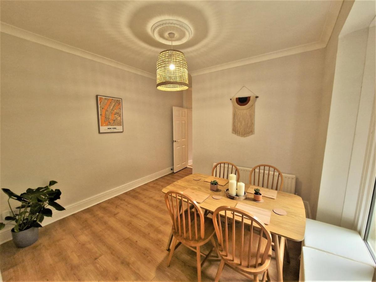 Lovely Seafront With Garden Apartment Swansea
